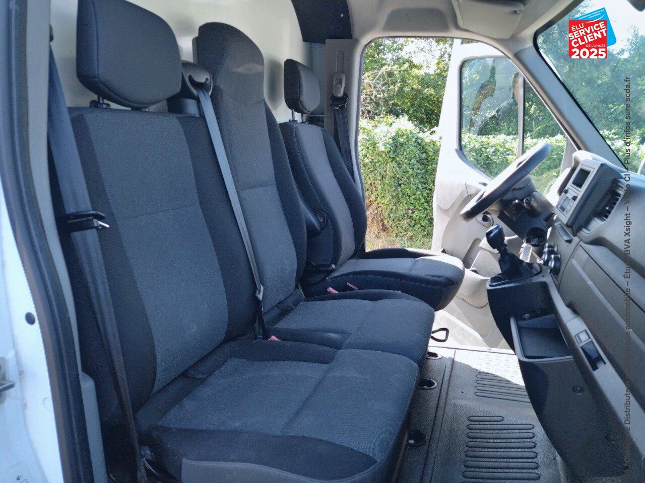 Véhicule d'occasion RENAULT MASTER PLANCB F3500 L3H1 2.3 DCI 145CH ENERGY GRAND CONFORT EURO6 20M3 chez Renault Colmar