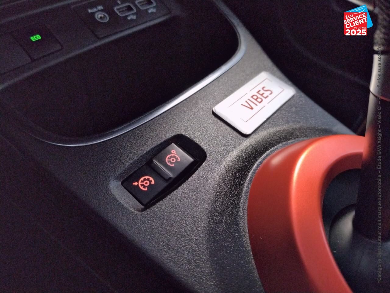Véhicule d'occasion RENAULT TWINGO E-TECH ELECTRIC VIBES R80 ACHAT INTEGRAL - 21 chez Renault Colmar