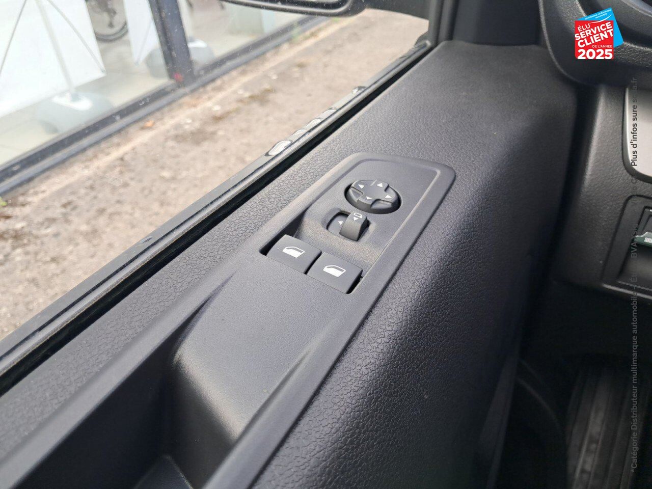 Véhicule d'occasion TOYOTA PROACE MEDIUM 75KWH START MC24 chez Renault Saint-Louis