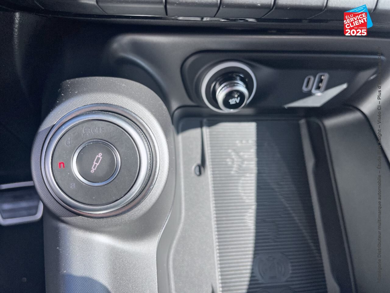 Véhicule d'occasion ALFA ROMEO TONALE 1.3 PHEV 280CH VELOCE AT6 E-Q4 chez Volvo Epernay