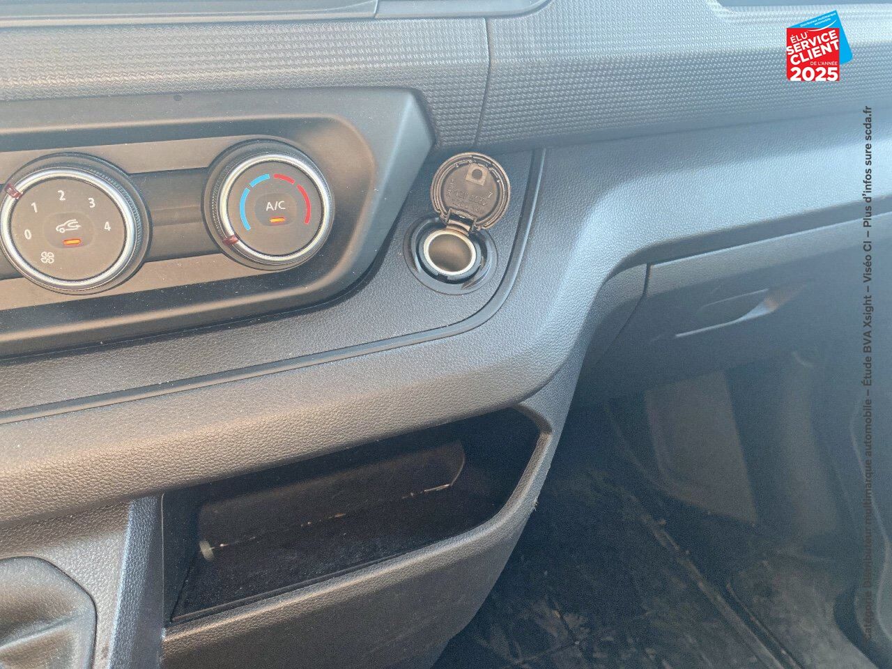 Véhicule d'occasion RENAULT TRAFIC FG L1H1 2T8 2.0 BLUE DCI 130CH CONFORT chez Renault Colmar