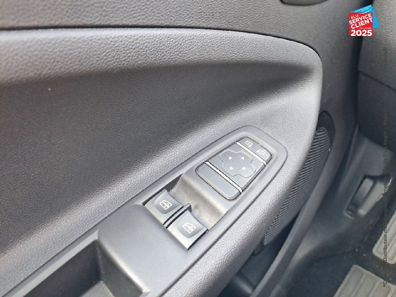 Véhicule d'occasion RENAULT ZOE LIFE CHARGE NORMALE R110 chez Renault Colmar