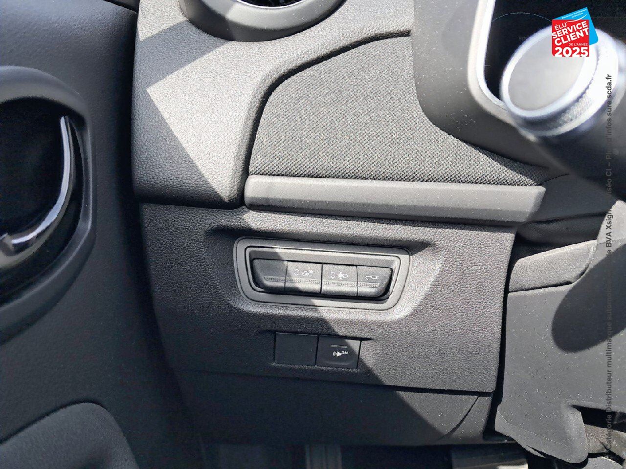 Véhicule d'occasion RENAULT ZOE LIFE CHARGE NORMALE R110 chez Renault Colmar