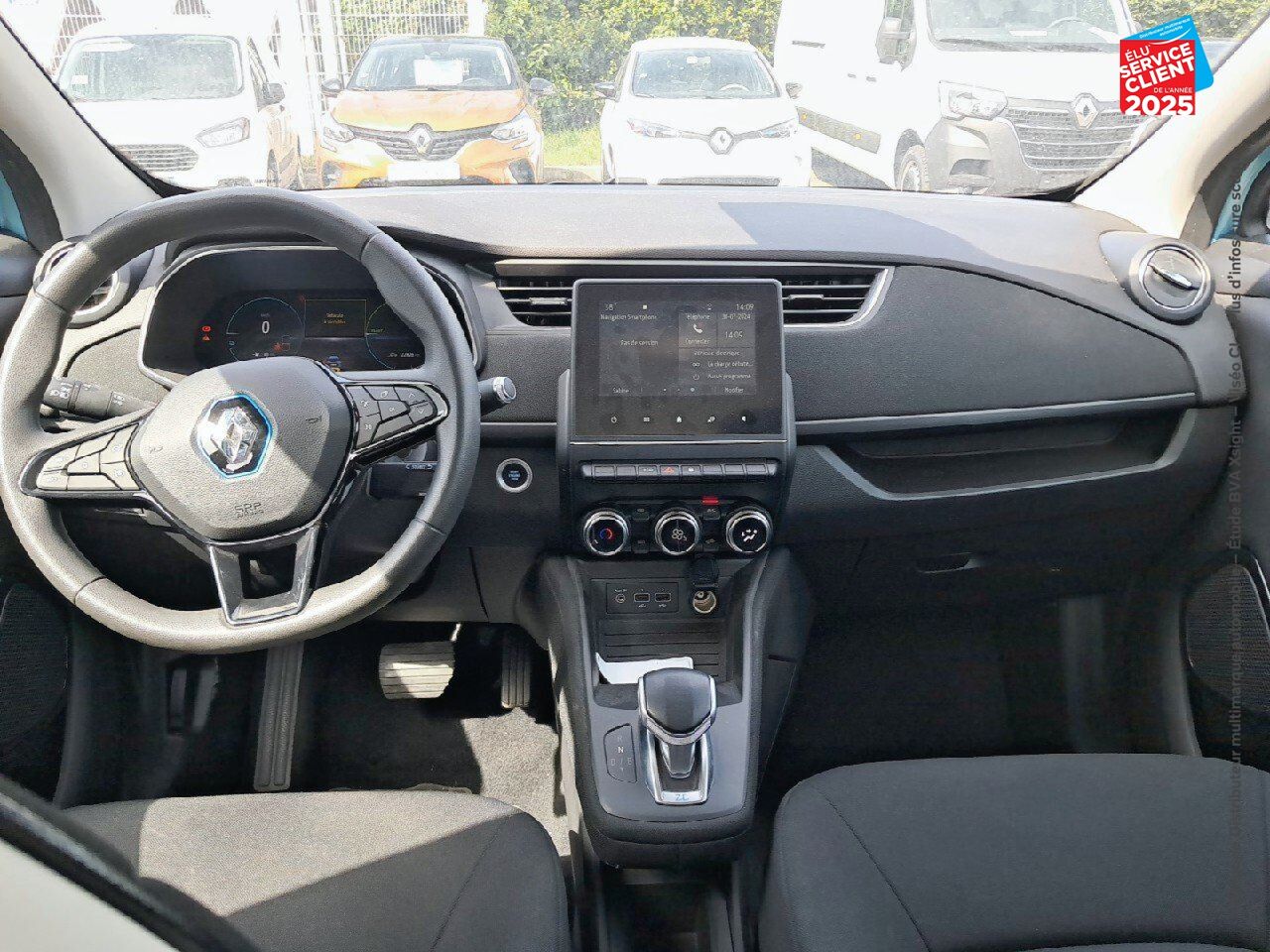 Véhicule d'occasion RENAULT ZOE LIFE CHARGE NORMALE R110 chez Renault Colmar