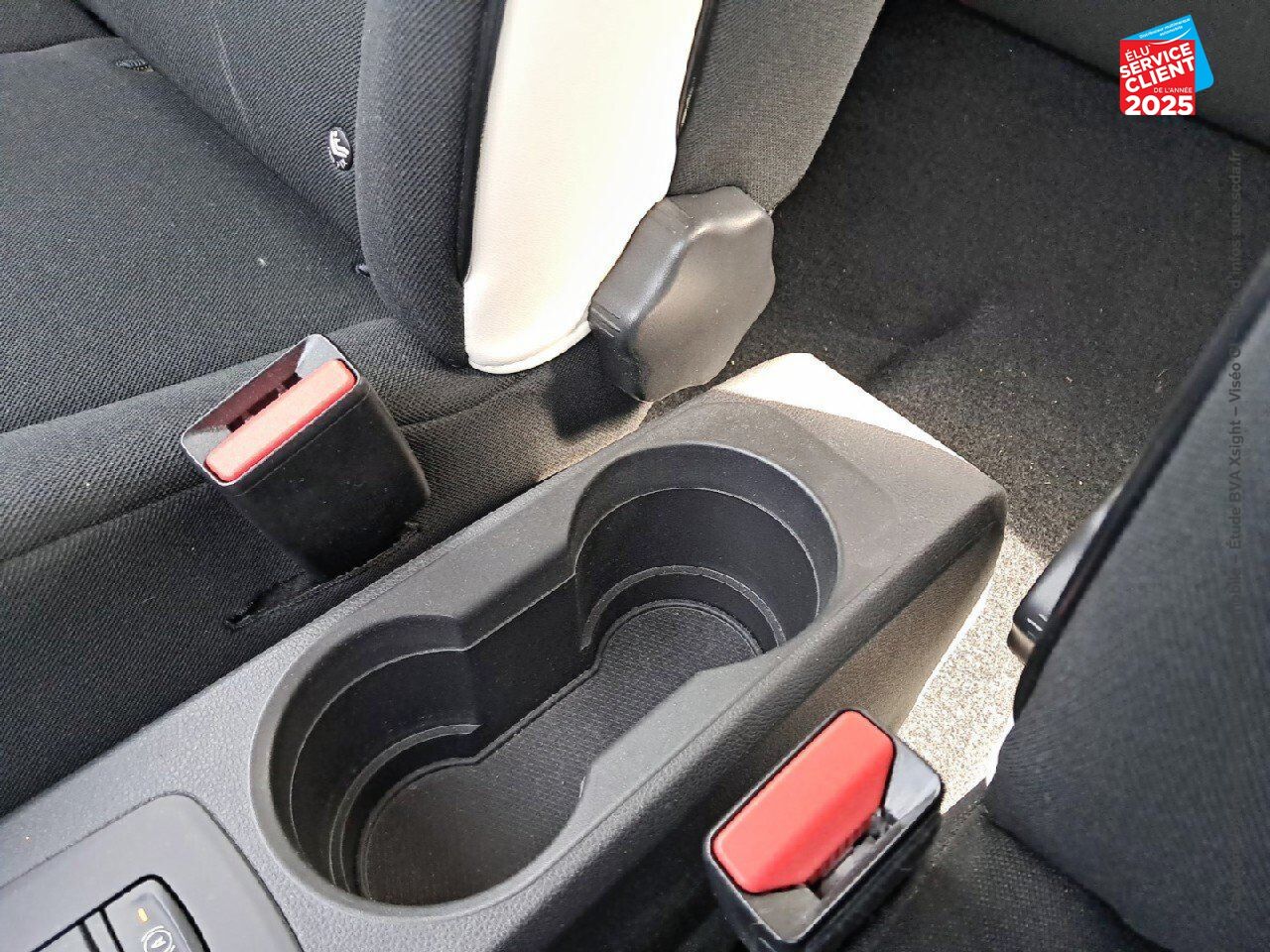 Véhicule d'occasion RENAULT ZOE LIFE CHARGE NORMALE R110 chez Renault Colmar