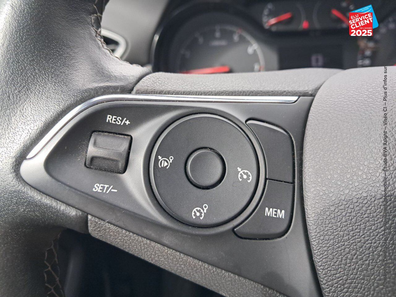 Véhicule d'occasion OPEL CROSSLAND 1.2 TURBO 110CH EDITION chez Toyota Saint Dizier