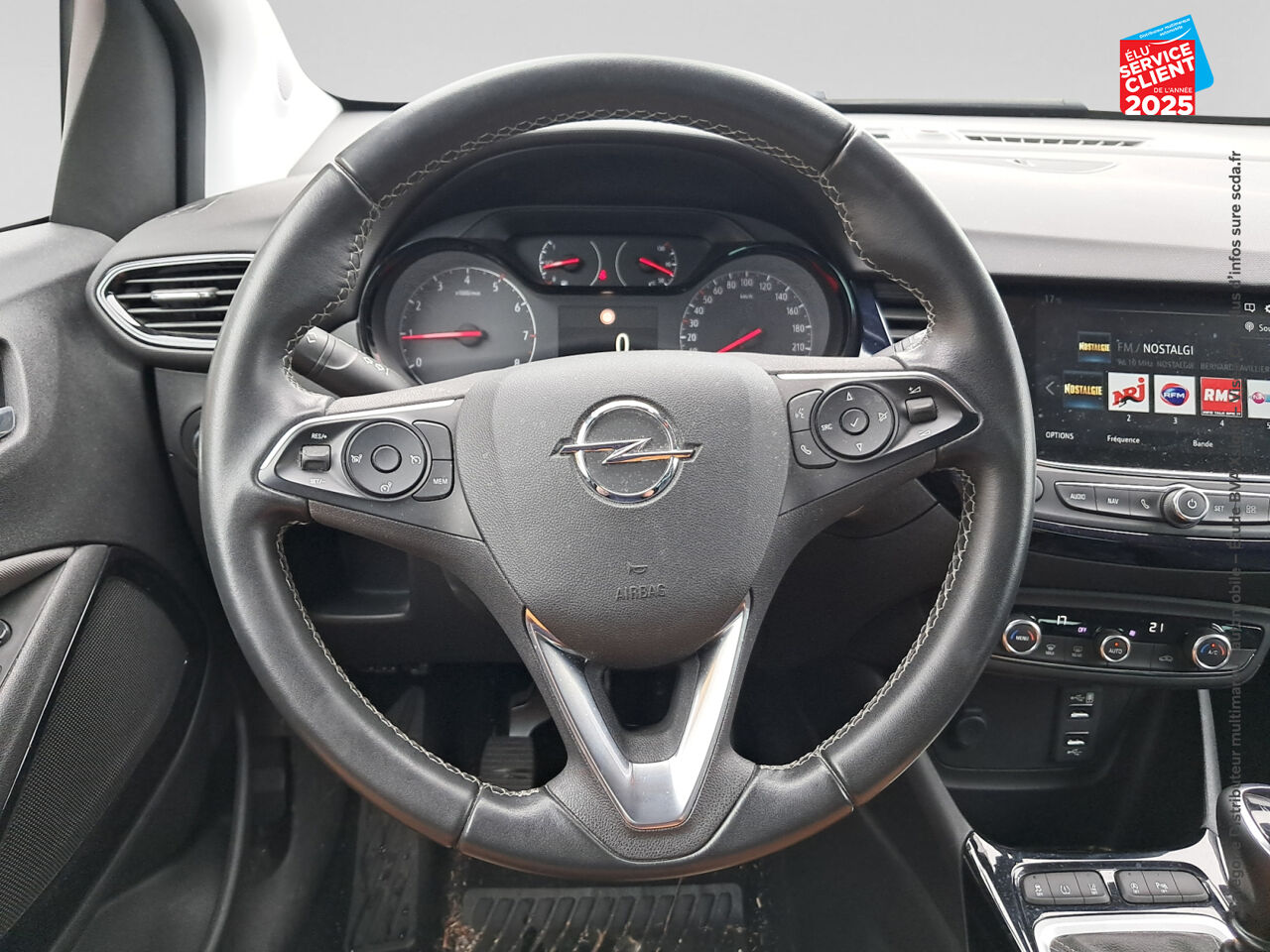 Véhicule d'occasion OPEL CROSSLAND X 1.2 TURBO 110CH DESIGN 120 ANS EURO 6D-T chez Toyota Saint Dizier