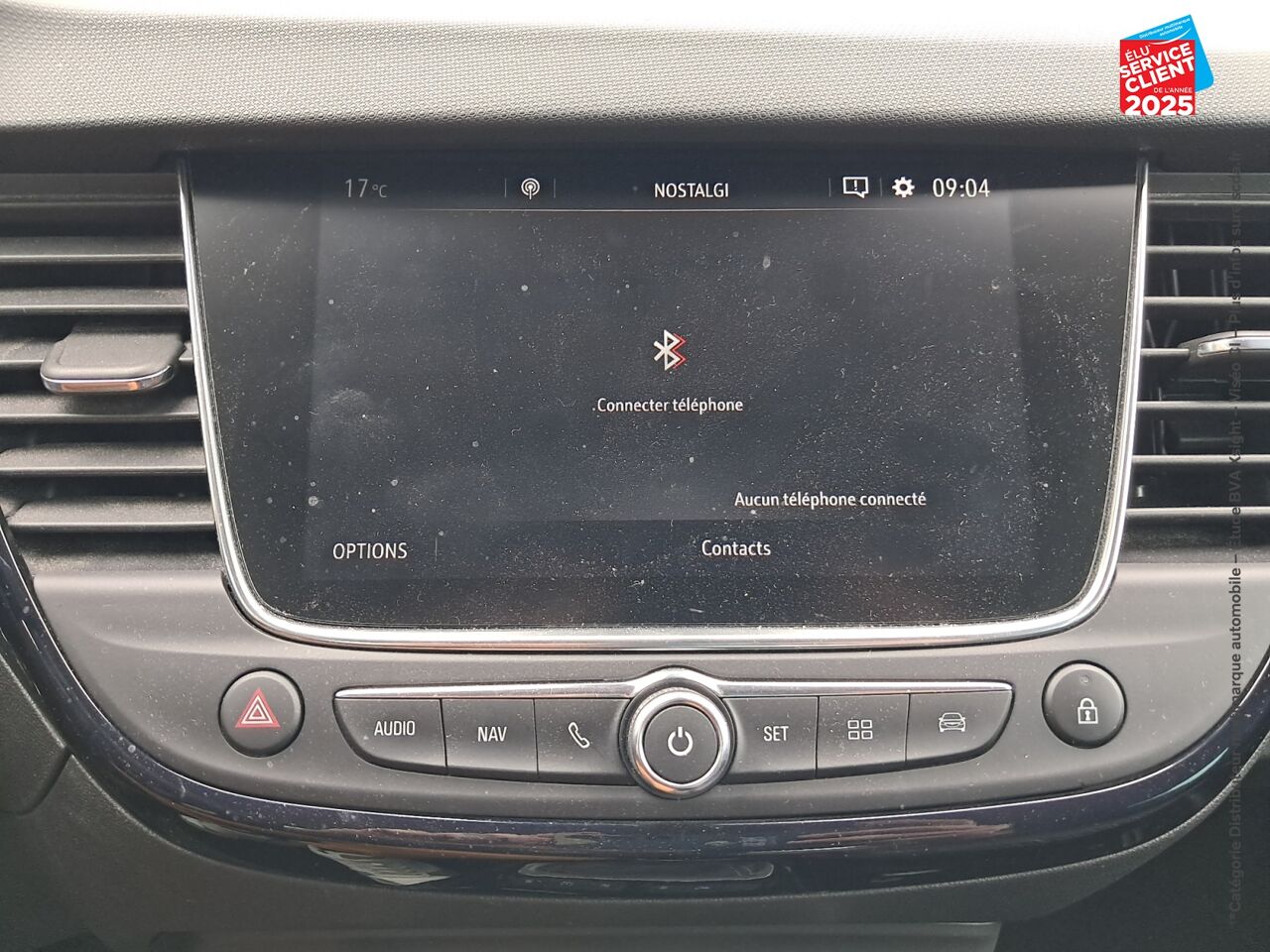 Véhicule d'occasion OPEL CROSSLAND X 1.2 TURBO 110CH DESIGN 120 ANS EURO 6D-T chez Toyota Saint Dizier