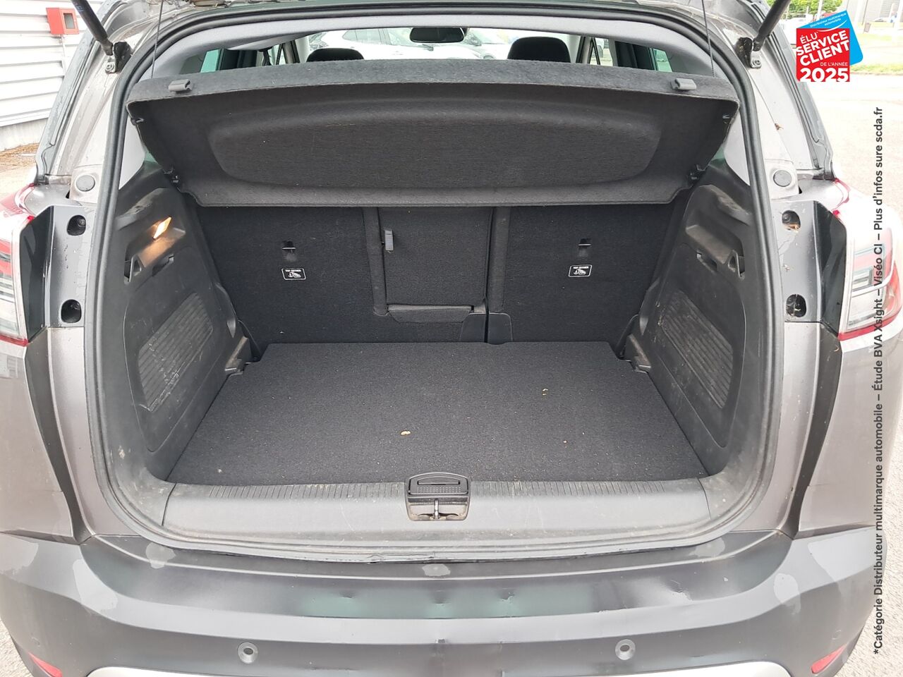 Véhicule d'occasion OPEL CROSSLAND X 1.2 TURBO 110CH DESIGN 120 ANS EURO 6D-T chez Toyota Saint Dizier