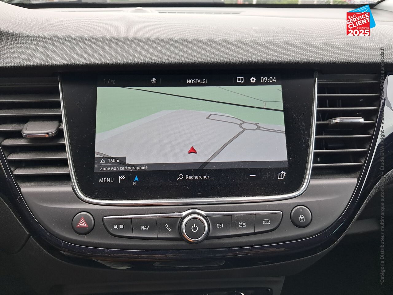 Véhicule d'occasion OPEL CROSSLAND X 1.2 TURBO 110CH DESIGN 120 ANS EURO 6D-T chez Toyota Saint Dizier