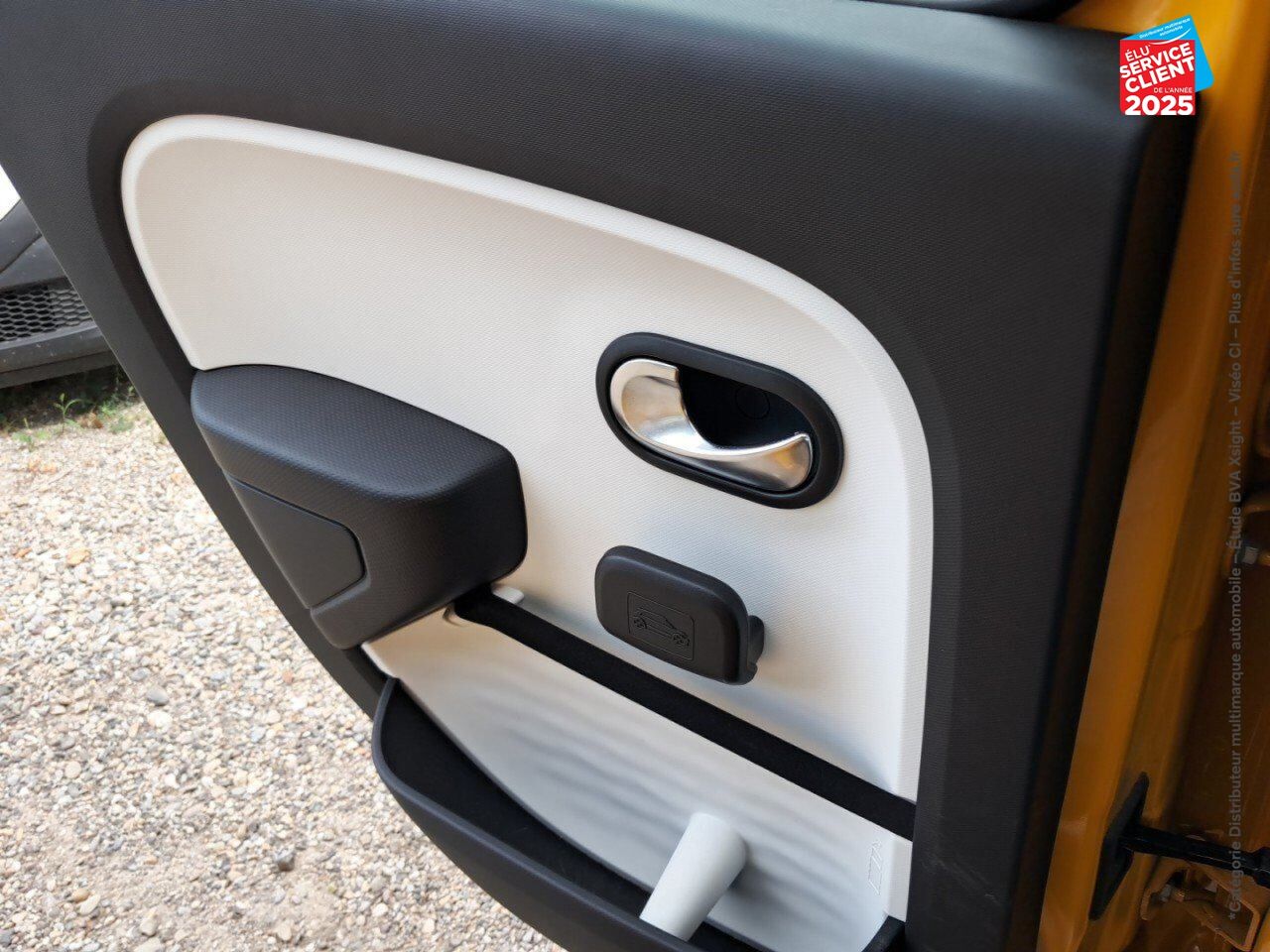 Véhicule d'occasion RENAULT TWINGO E-TECH ELECTRIC ZEN R80 ACHAT INTEGRAL - 21 chez Hyundai Chalons