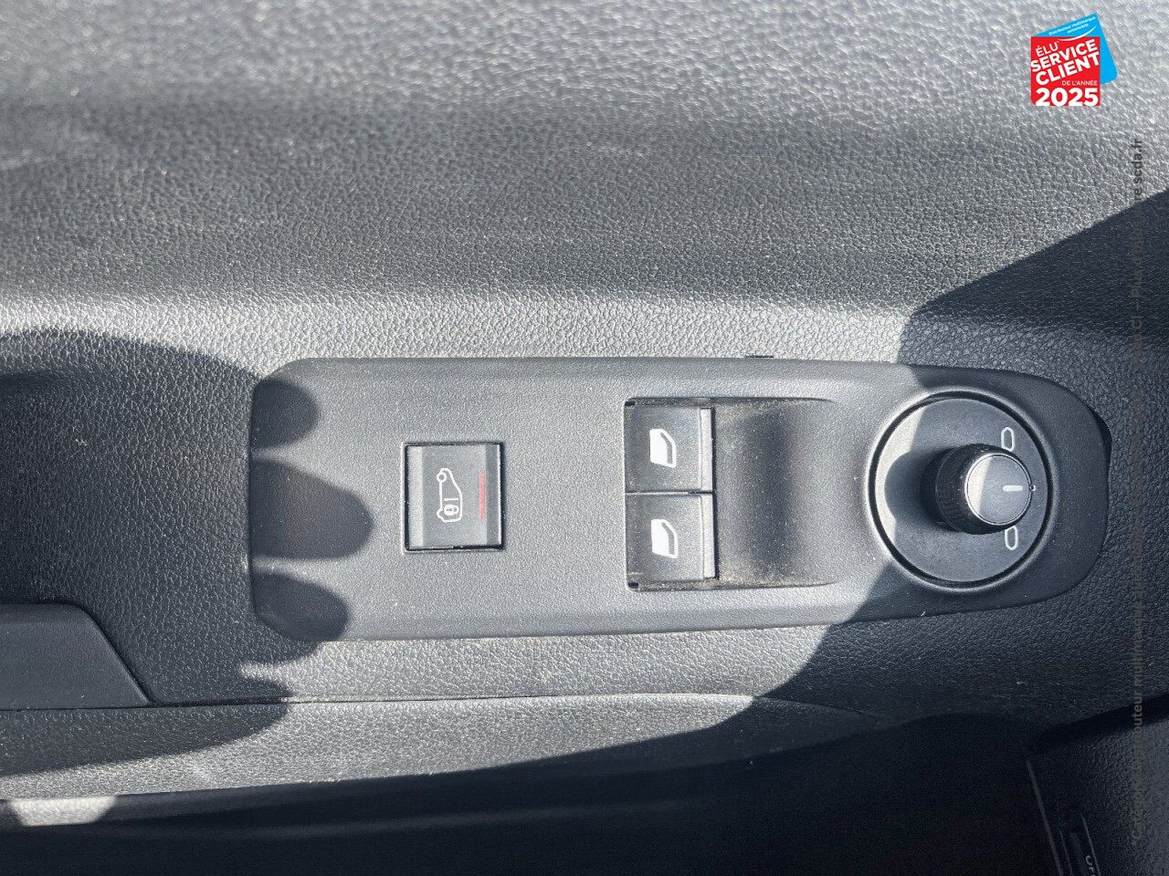 Véhicule d'occasion OPEL COMBO LIFE L1H1 1.2 110CH EDITION chez Renault Sélestat