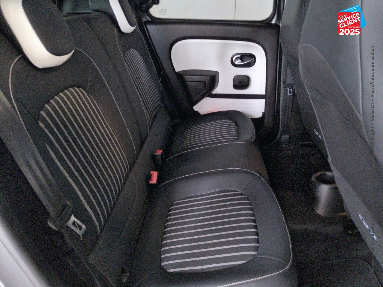 Véhicule d'occasion RENAULT TWINGO E-TECH ELECTRIC INTENS R80 ACHAT INTEGRAL - 21MY chez Toyota Bar le Duc