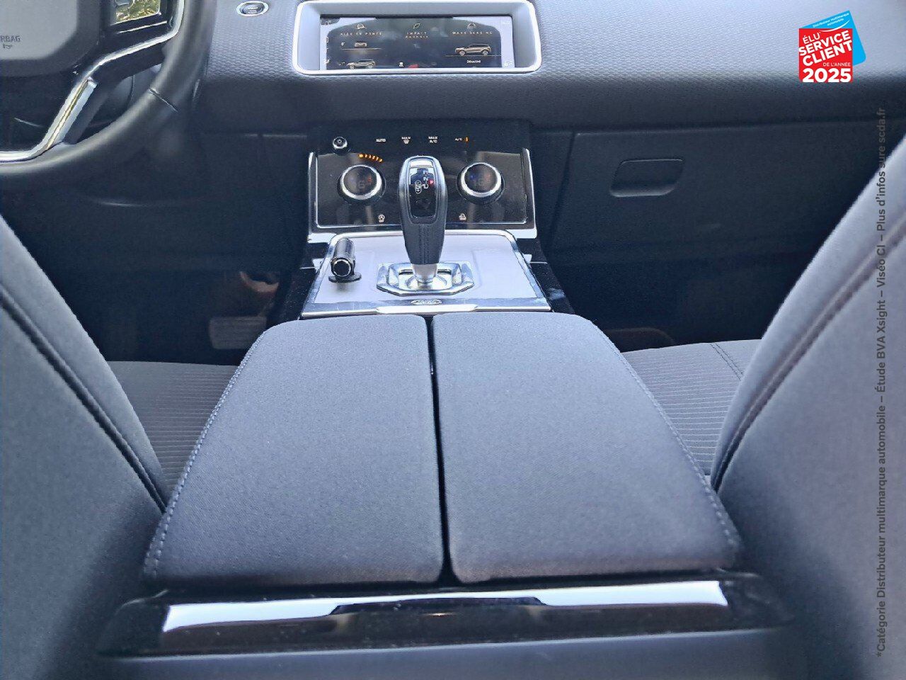 Véhicule d'occasion LAND-ROVER RANGE ROVER EVOQUE 2.0 P 200CH FLEX FUEL AWD BVA chez HESS Automobile