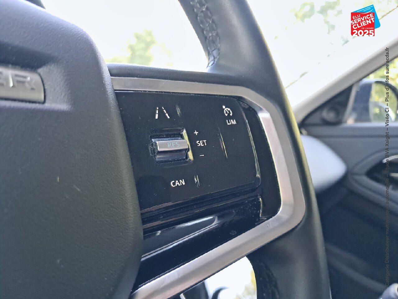 Véhicule d'occasion LAND-ROVER RANGE ROVER EVOQUE 2.0 P 200CH FLEX FUEL AWD BVA chez HESS Automobile