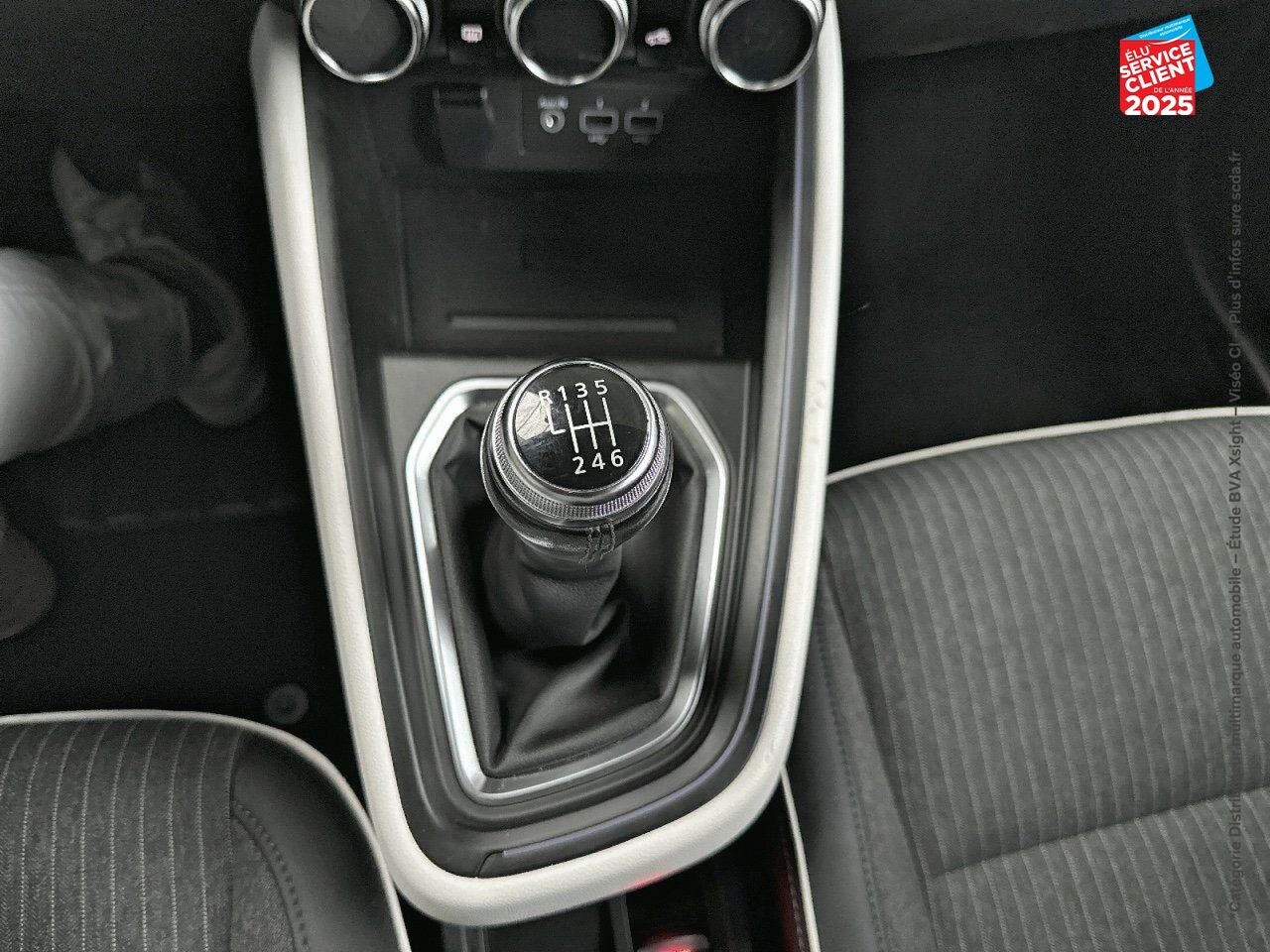 Véhicule d'occasion RENAULT CLIO 1.0 TCE 90CH TECHNO chez Renault Colmar