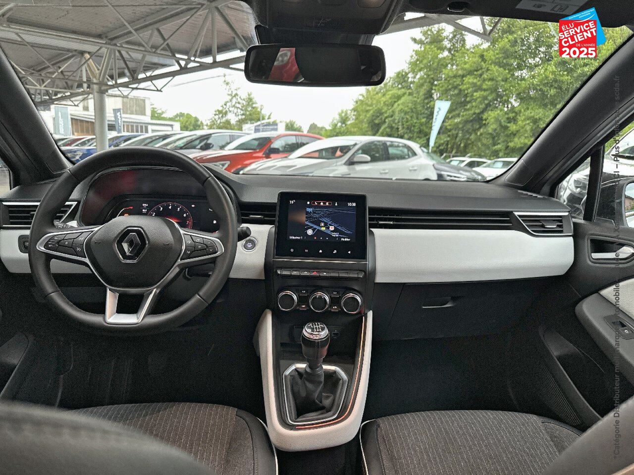 Véhicule d'occasion RENAULT CLIO 1.0 TCE 90CH TECHNO chez Renault Colmar