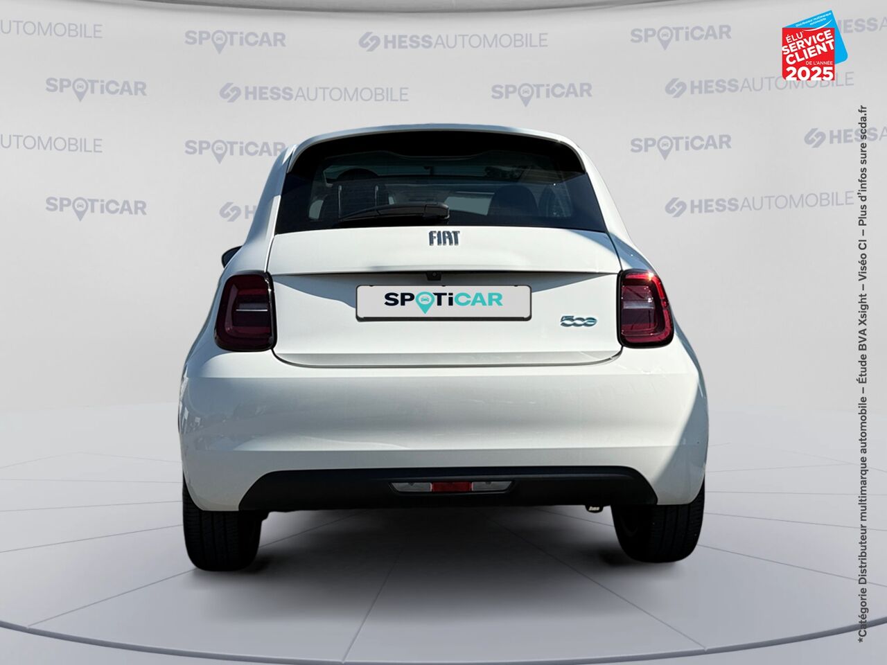 Véhicule d'occasion FIAT 500 E 118CH ICONE TPANO GPS CAMERA chez HESS Automobile