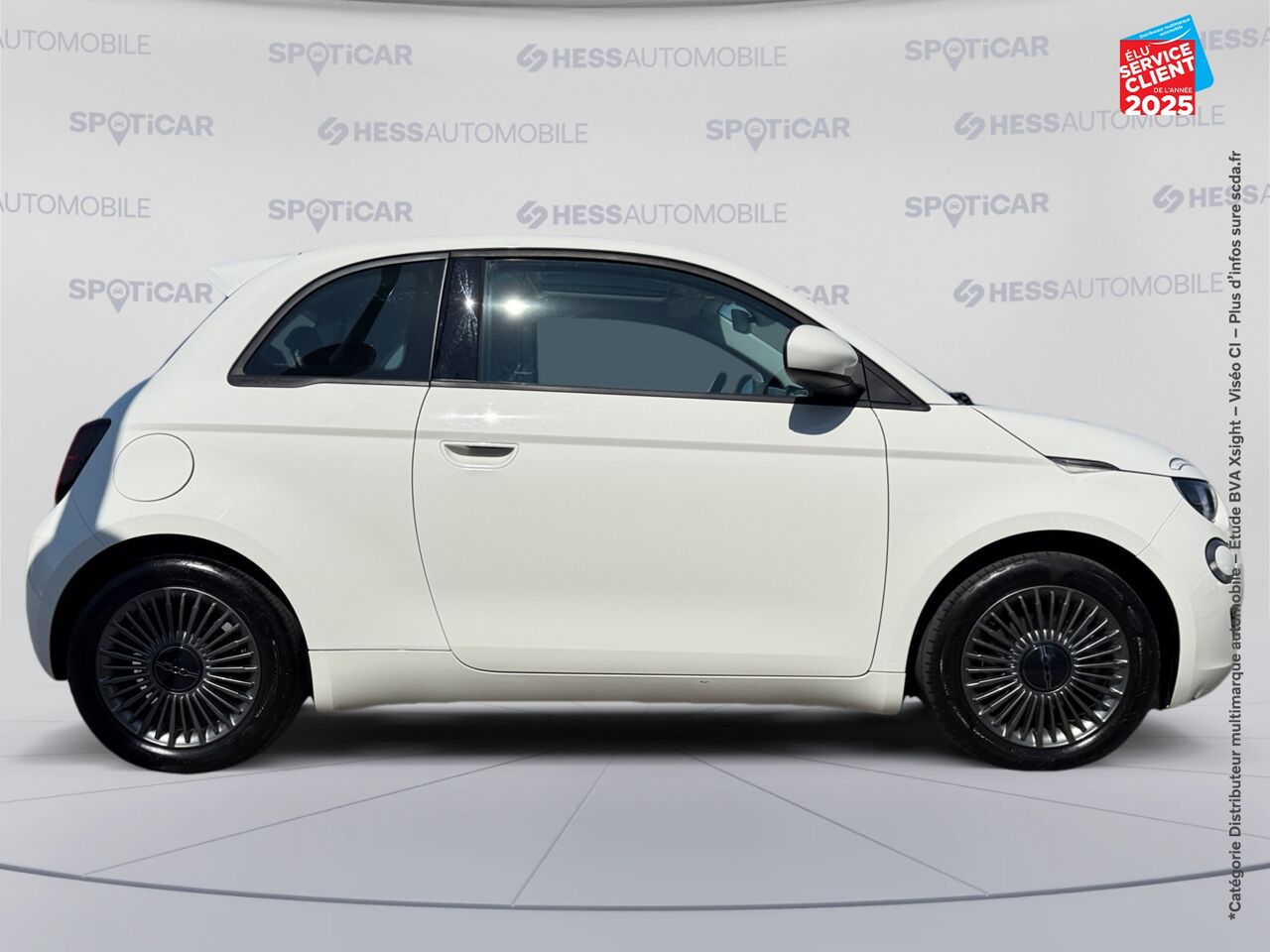 Véhicule d'occasion FIAT 500 E 118CH ICONE TPANO GPS CAMERA chez HESS Automobile