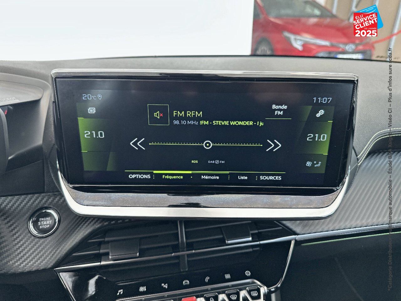 Véhicule d'occasion PEUGEOT 208 1.2 PURETECH 100CH SS GT 118G chez Peugeot Sedan