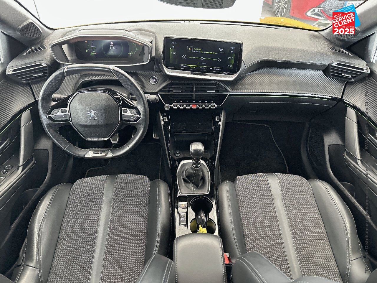 Véhicule d'occasion PEUGEOT 208 1.2 PURETECH 100CH SS GT 118G chez Peugeot Sedan