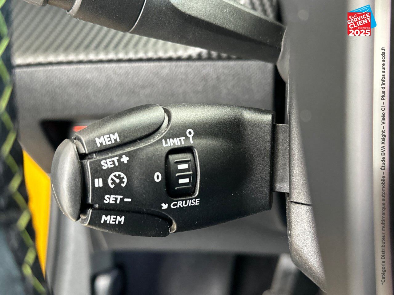 Véhicule d'occasion PEUGEOT 208 1.2 PURETECH 100CH SS GT 118G chez Peugeot Sedan
