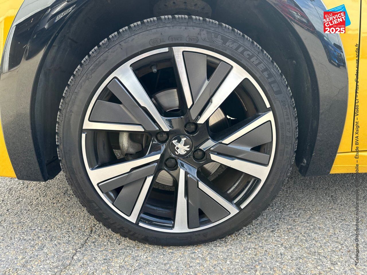 Véhicule d'occasion PEUGEOT 208 1.2 PURETECH 100CH SS GT 118G chez Peugeot Sedan