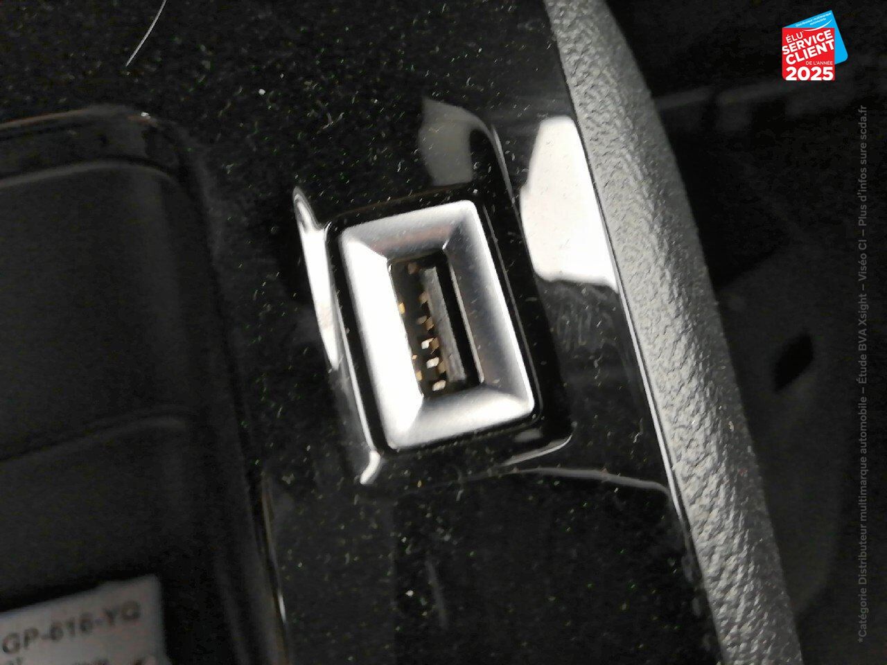 Véhicule d'occasion PEUGEOT 208 1.2 PURETECH 75CH SS STYLE chez Renault Colmar
