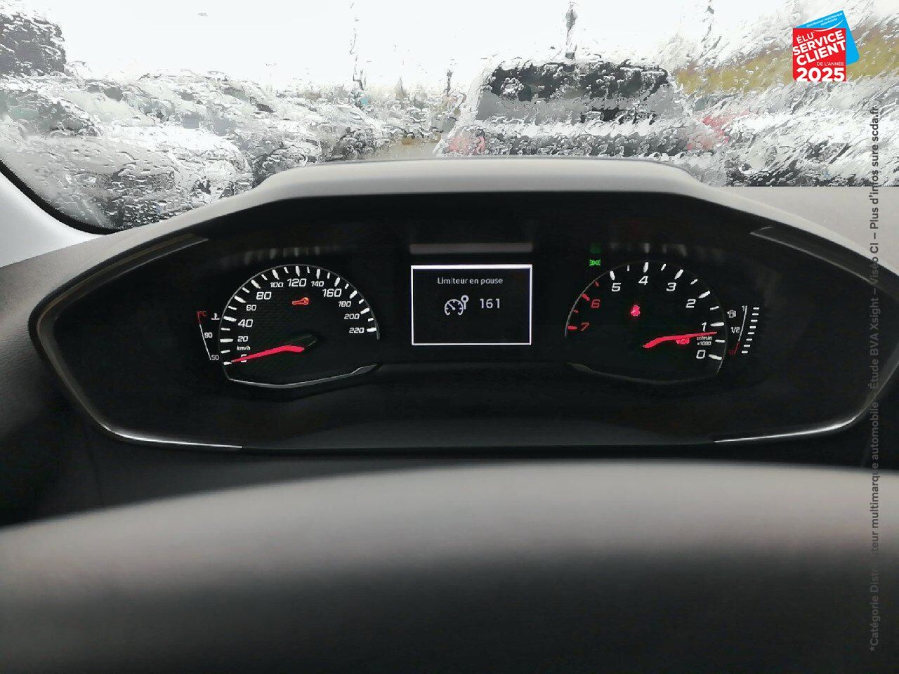 Véhicule d'occasion PEUGEOT 208 1.2 PURETECH 75CH SS STYLE chez Renault Colmar