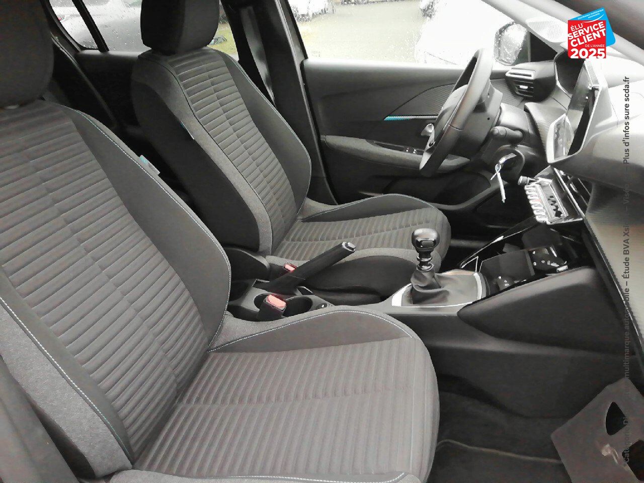 Véhicule d'occasion PEUGEOT 208 1.2 PURETECH 75CH SS STYLE chez Renault Colmar