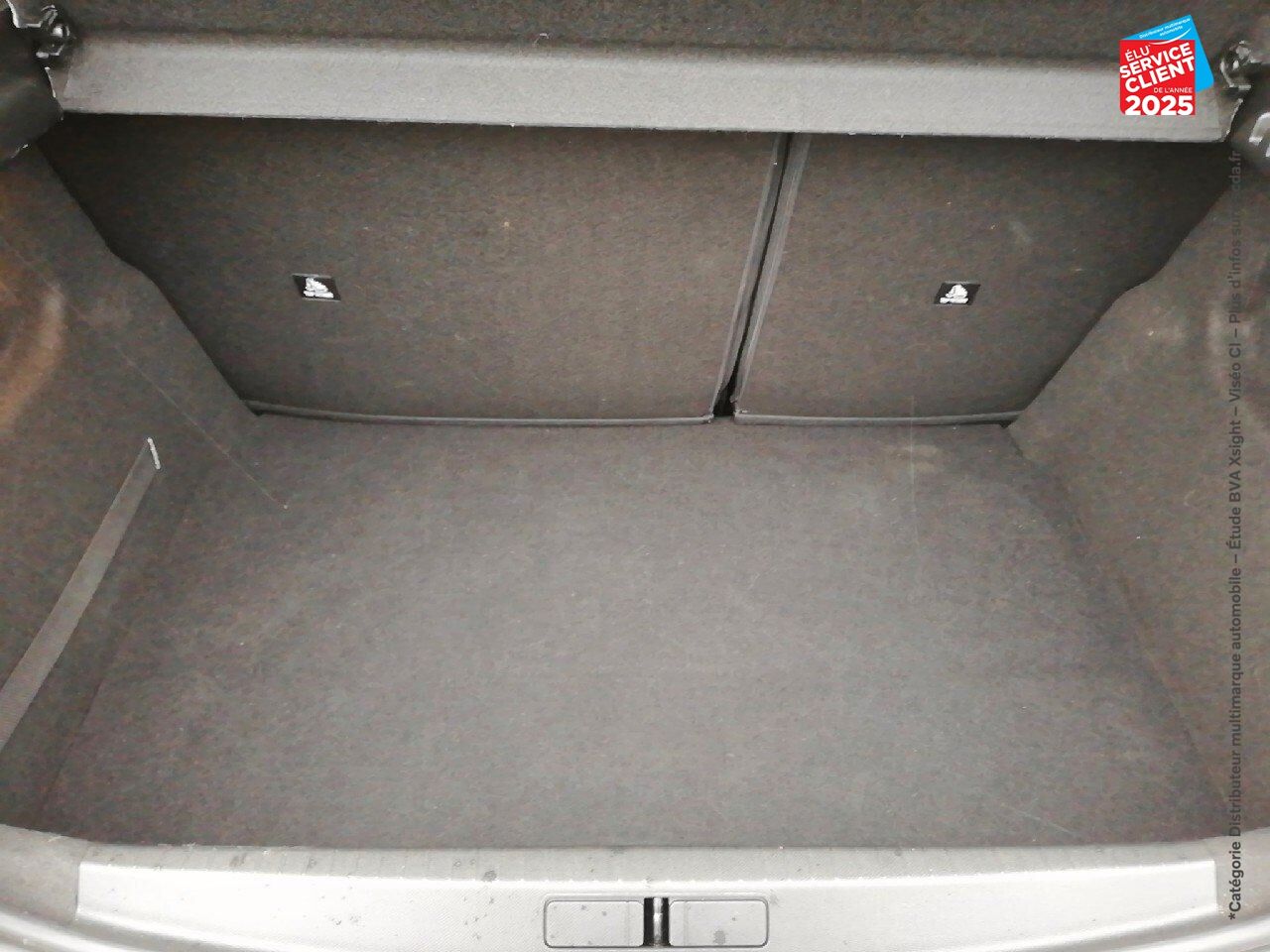 Véhicule d'occasion PEUGEOT 208 1.2 PURETECH 75CH SS STYLE chez Renault Colmar