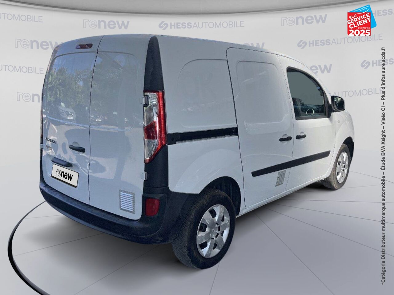 Véhicule d'occasion RENAULT KANGOO EXPRESS 1.5 BLUE DCI 80CH GRAND CONFORT chez Toyota Verdun