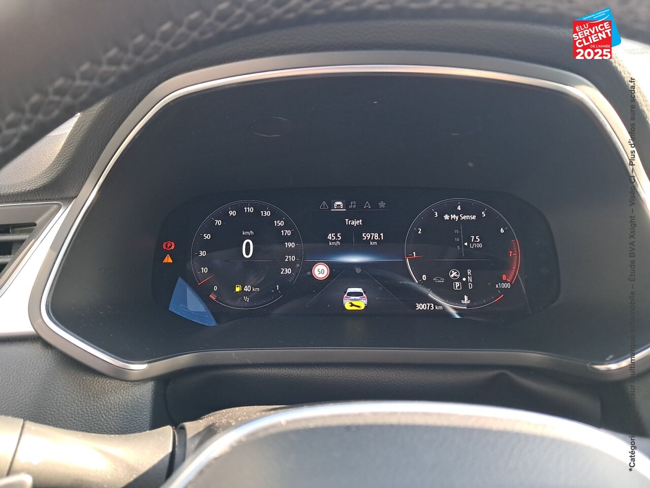 Véhicule d'occasion RENAULT CAPTUR 1.3 TCE MILD HYBRID 160CH TECHNO EDC chez Renault Saint-Louis