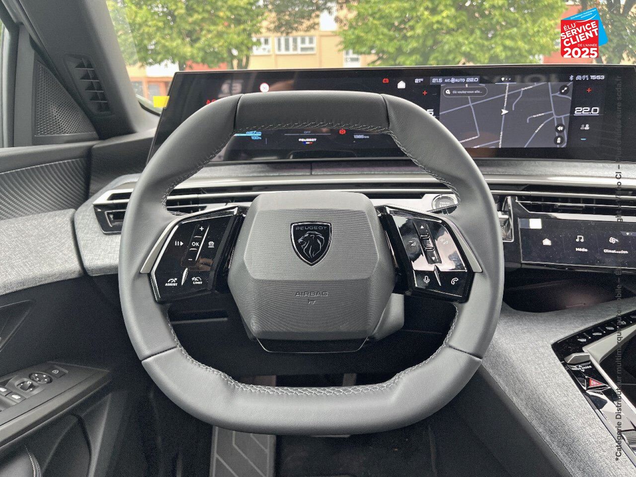 Véhicule d'occasion PEUGEOT 3008 ELECTRIQUE 210CH BATTERIE 73 KWH ALLURE chez Renault Colmar