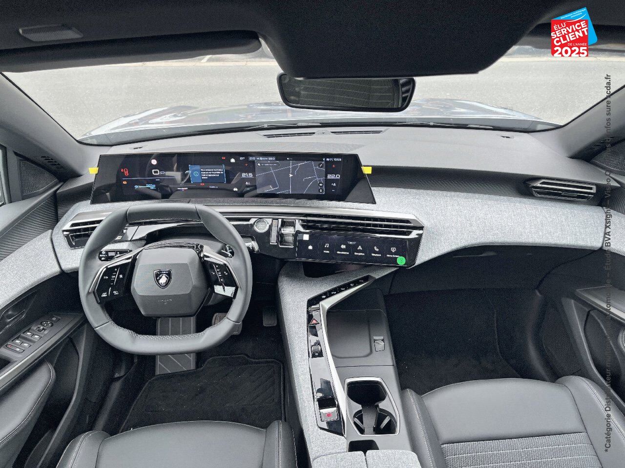 Véhicule d'occasion PEUGEOT 3008 ELECTRIQUE 210CH BATTERIE 73 KWH ALLURE chez Renault Colmar