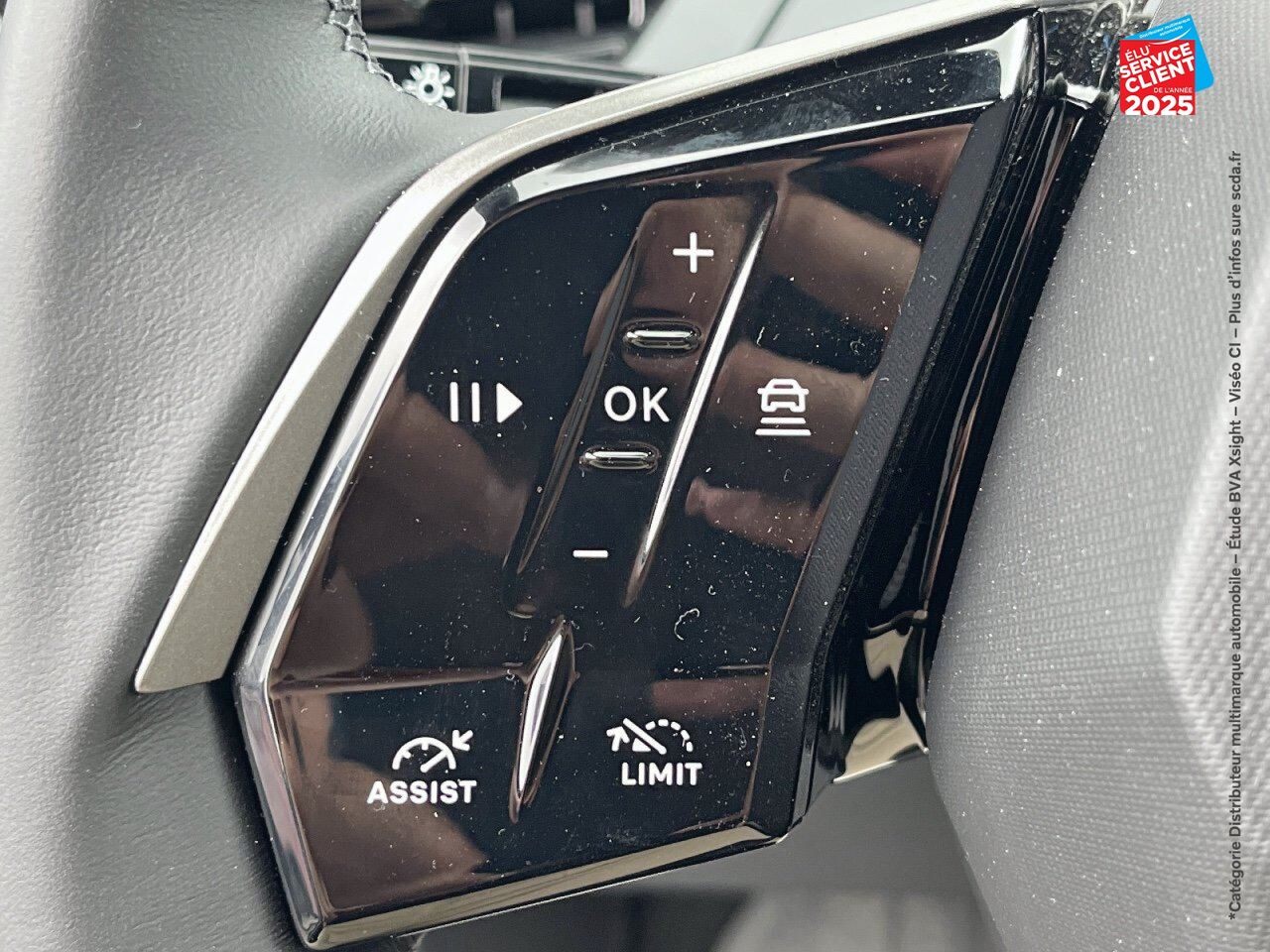 Véhicule d'occasion PEUGEOT 3008 ELECTRIQUE 210CH BATTERIE 73 KWH ALLURE chez Renault Colmar