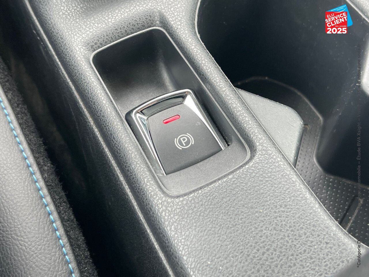 Véhicule d'occasion NISSAN LEAF 150CH 40KWH N-CONNECTA 19.5 chez Nissan Haguenau