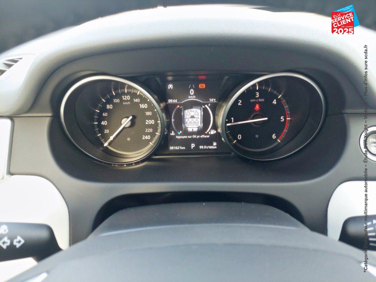 Véhicule d'occasion LAND-ROVER DISCOVERY SPORT 2.0 TD4 180CH HSE AWD BVA MARK III chez Renault Sélestat
