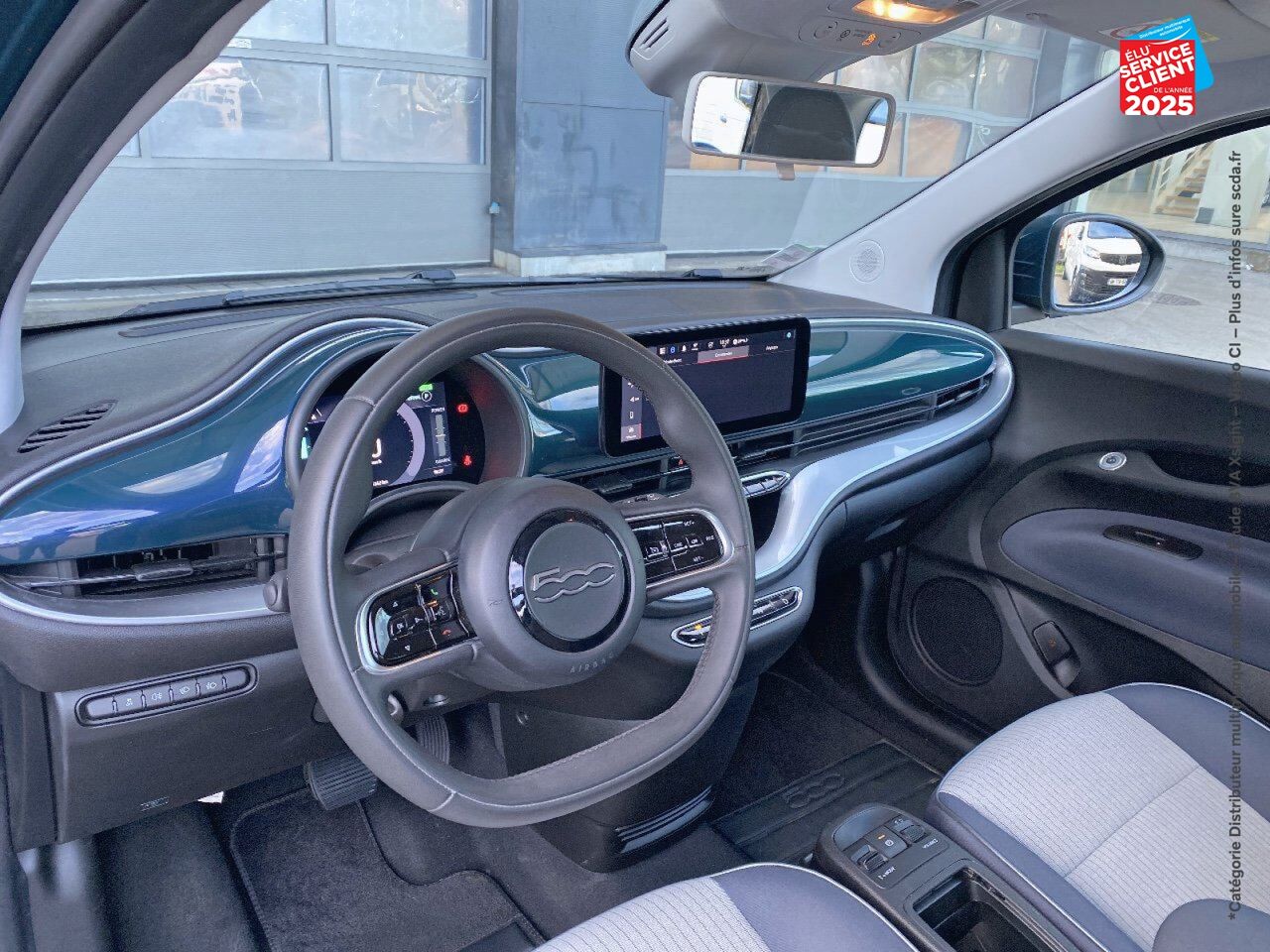 Véhicule d'occasion FIAT 500 E 118CH ICONE chez Fiat Besançon