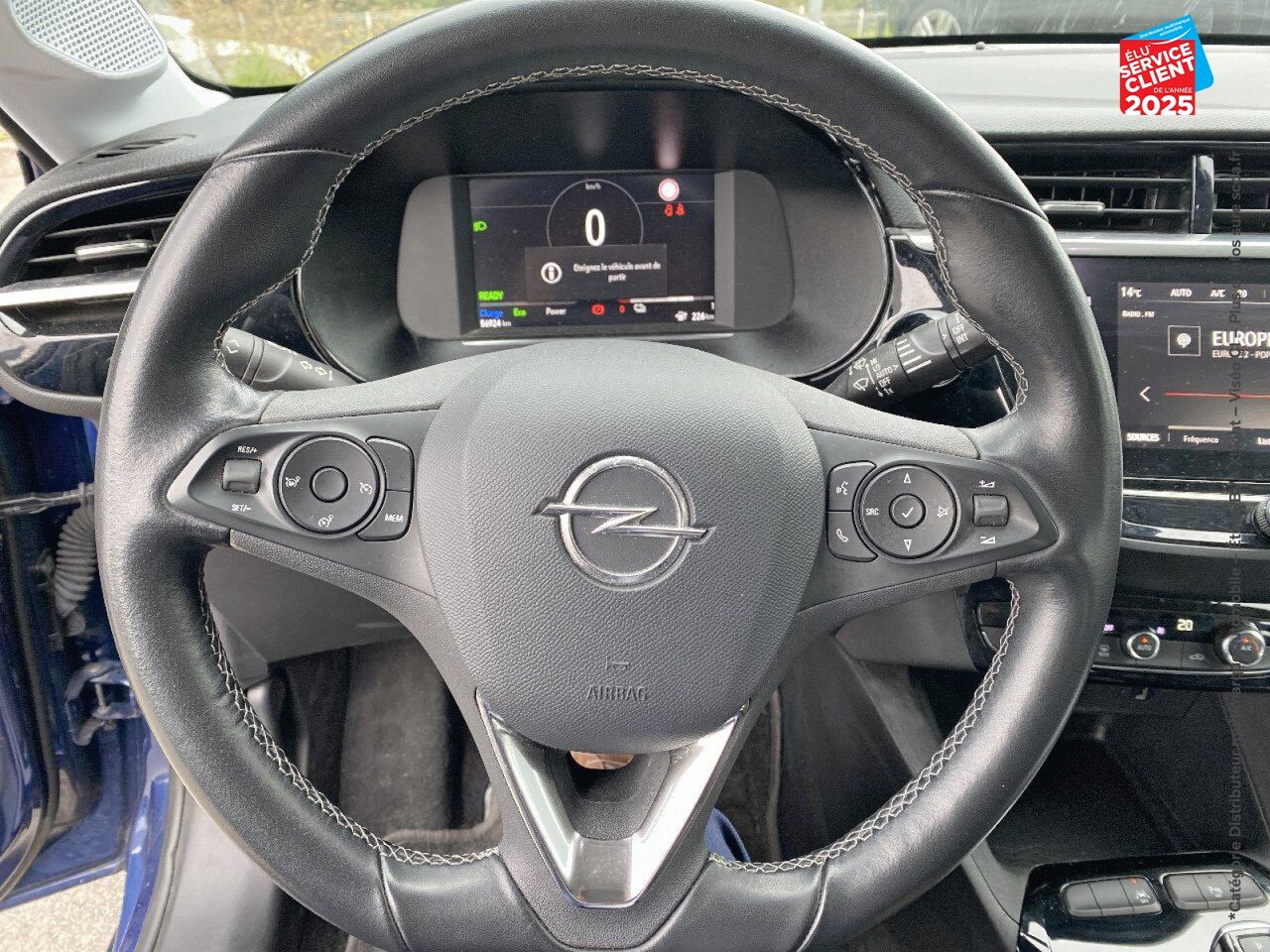 Véhicule d'occasion OPEL CORSA CORSA-E 136CH ELEGANCE chez Opel Besançon