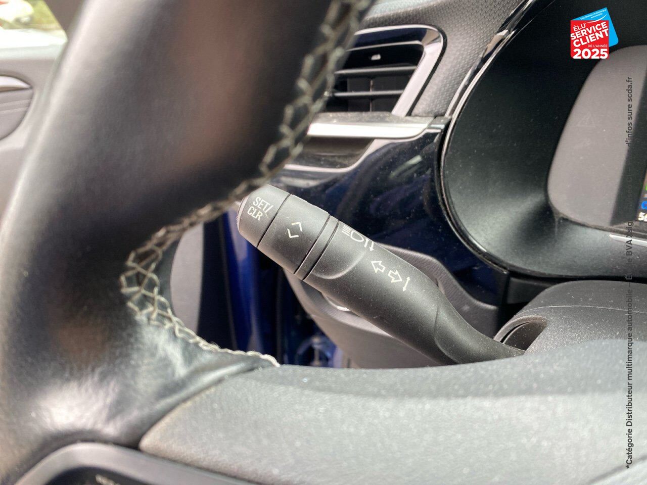 Véhicule d'occasion OPEL CORSA CORSA-E 136CH ELEGANCE chez Opel Besançon
