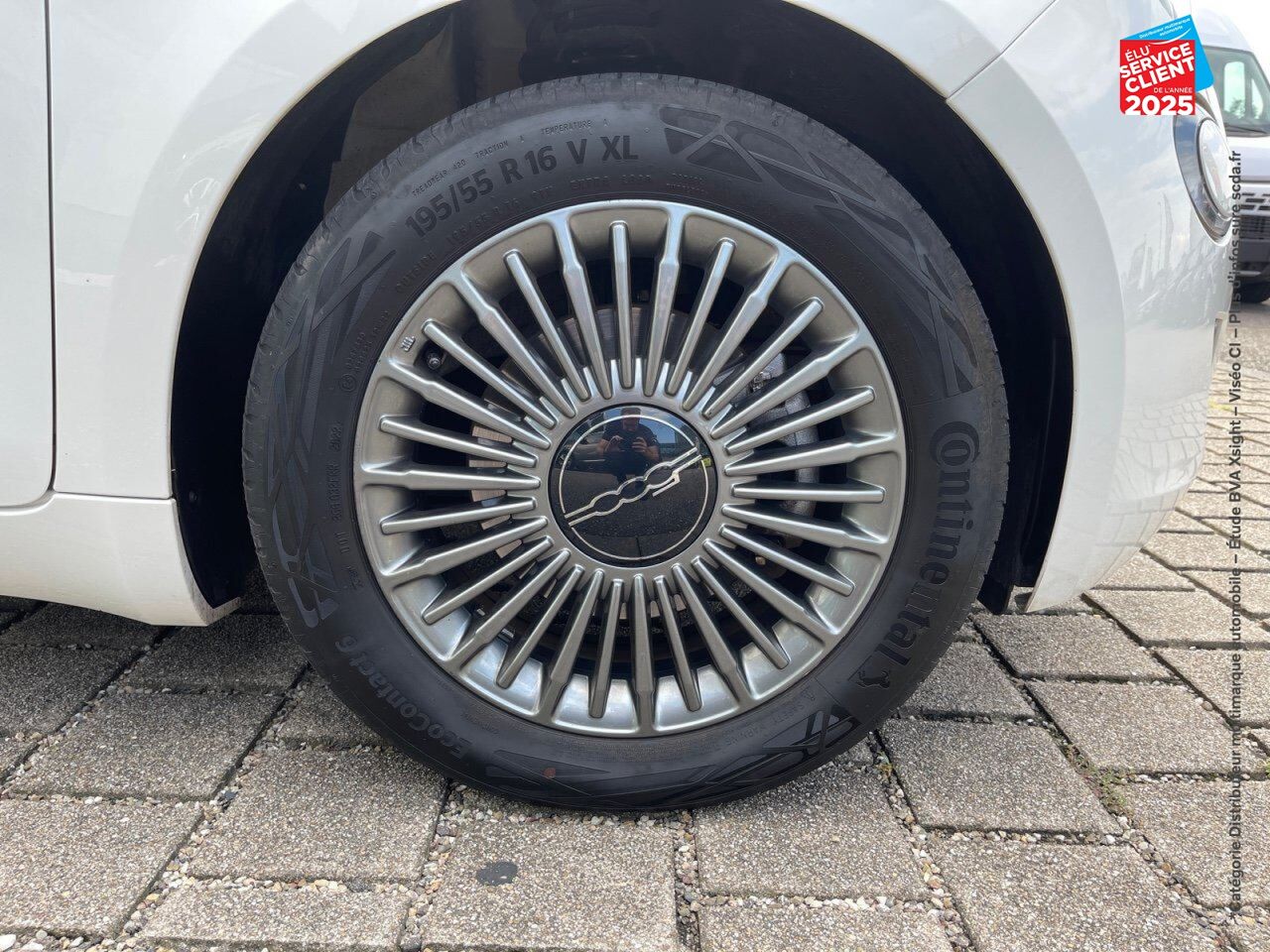 Véhicule d'occasion FIAT 500 E 118CH ICONE chez HESS Automobile