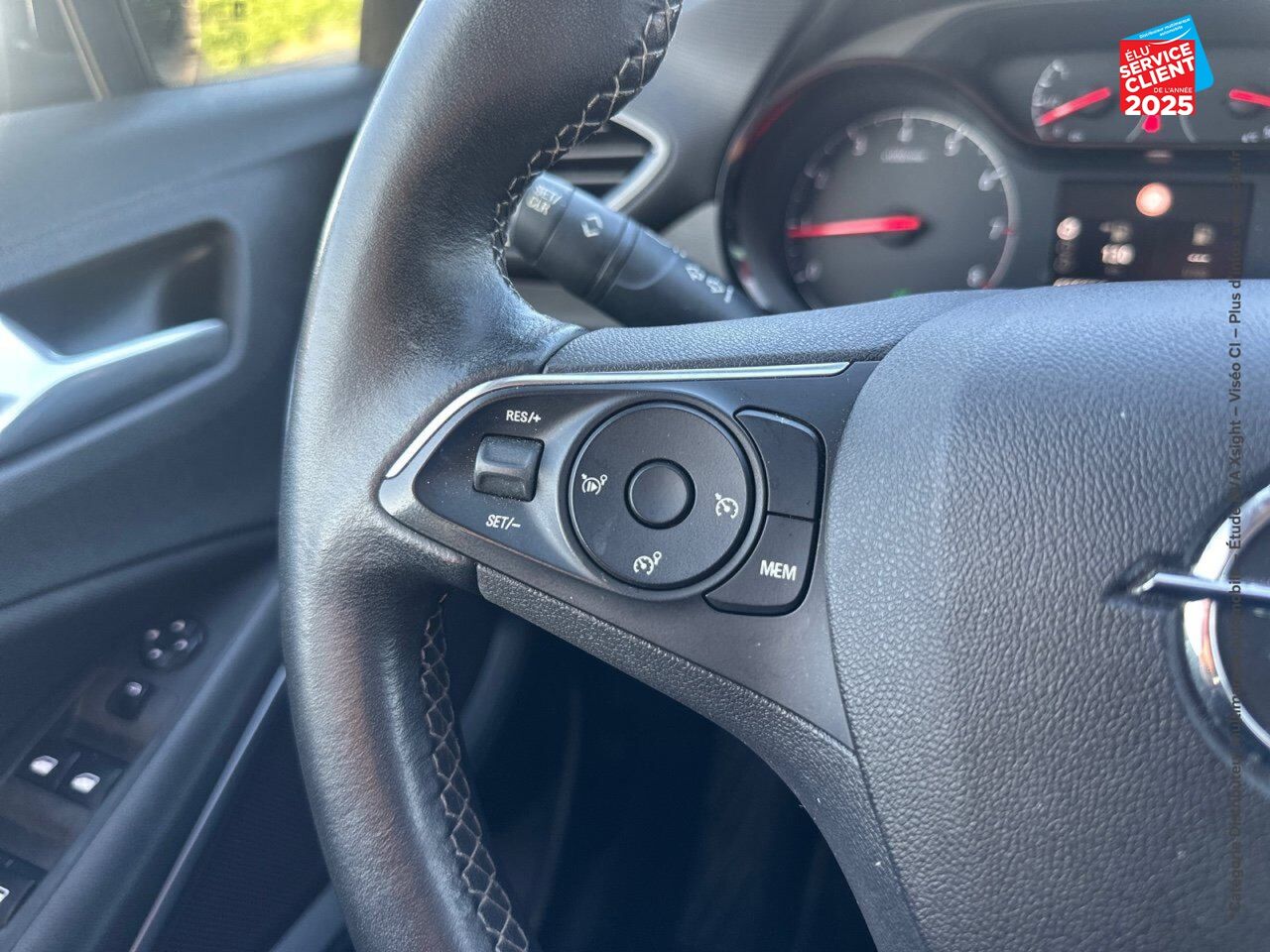 Véhicule d'occasion OPEL CROSSLAND X 1.2 81CH EDITION chez Toyota Thionville