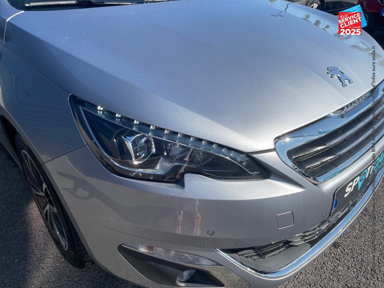 Véhicule d'occasion PEUGEOT 308 1.2 PURETECH 110CH ALLURE SS 5P chez HESS Automobile