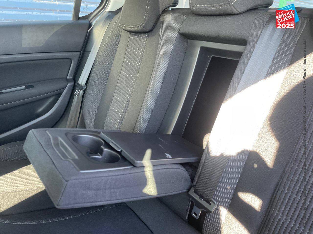 Véhicule d'occasion PEUGEOT 308 1.2 PURETECH 110CH ALLURE SS 5P chez HESS Automobile