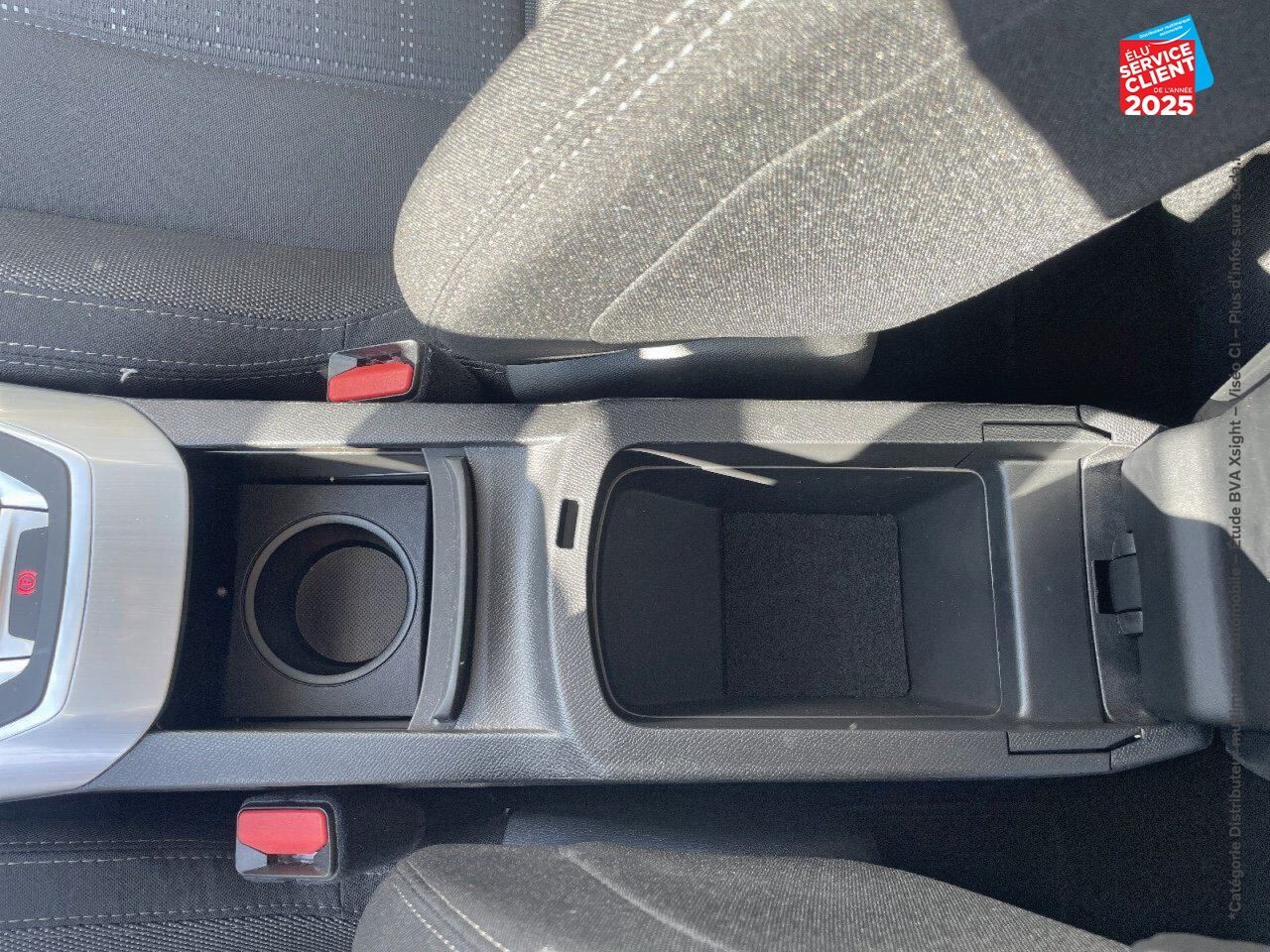 Véhicule d'occasion PEUGEOT 308 1.2 PURETECH 110CH ALLURE SS 5P chez HESS Automobile