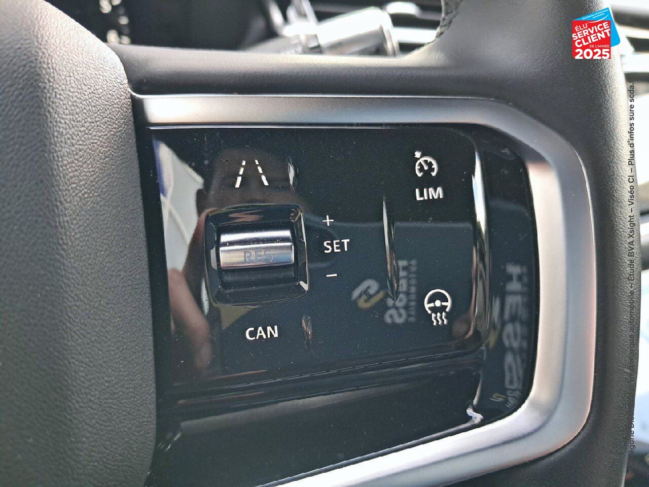 Véhicule d'occasion LAND-ROVER RANGE ROVER VELAR 2.0 P400E 404CH PHEV S AWD BVA AM23 chez Land Rover Strasbourg