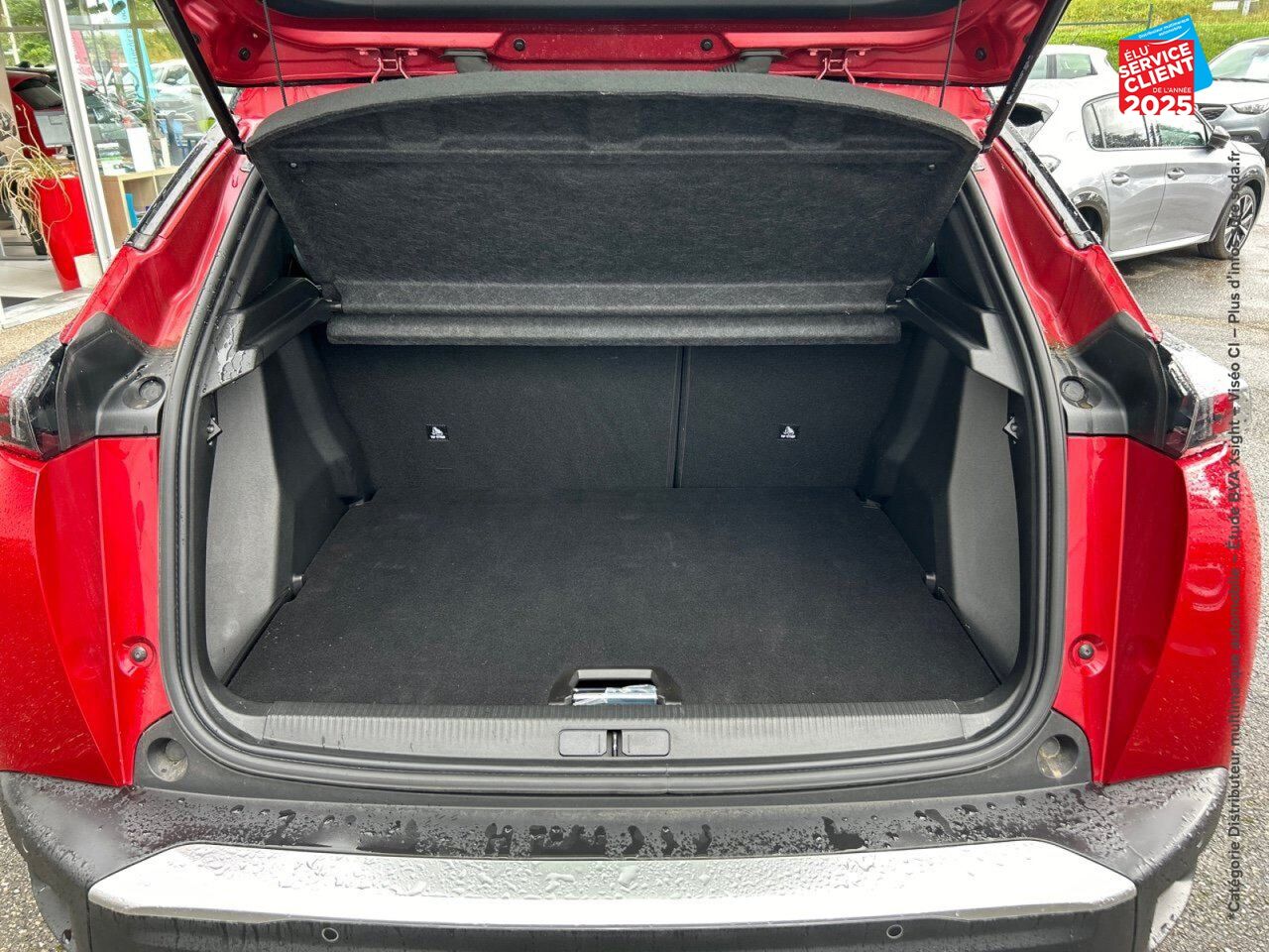 Véhicule d'occasion PEUGEOT 2008 1.2 PURETECH 130CH SS GT EAT8 chez Peugeot Charleville