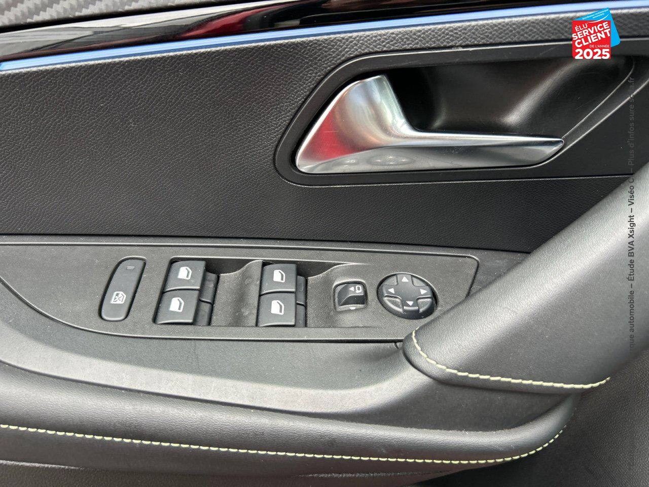 Véhicule d'occasion PEUGEOT 2008 1.2 PURETECH 130CH SS GT EAT8 chez Peugeot Charleville