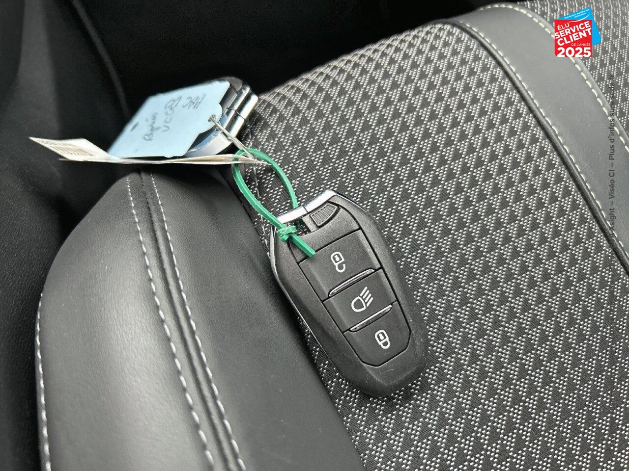 Véhicule d'occasion PEUGEOT 2008 1.2 PURETECH 130CH SS GT EAT8 chez Peugeot Charleville
